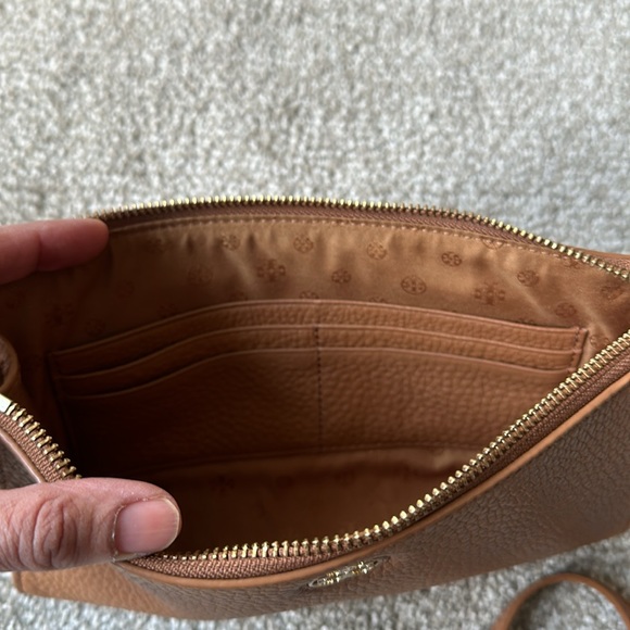 Tory Burch crossbody or clutch - Picture 3 of 4